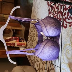 Cacique Lightly Lined Balconette 40DD Purple
